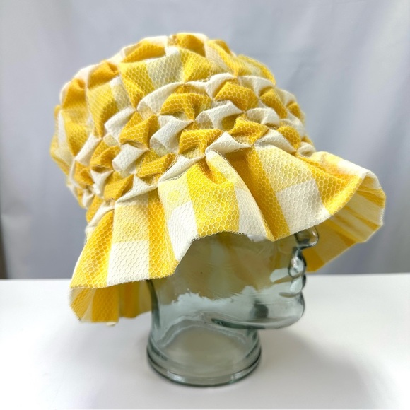 Vintage Accessories - 60s Vintage Gingham smocked mesh womens Sunhat yellow white Packable stretch fit